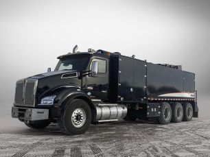 Photo of a 2021 Kenworth T880