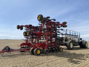 Photo of a 2018 Bourgault 3320