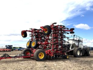 Photo of a 2016 Bourgault 3320 - 76PHD