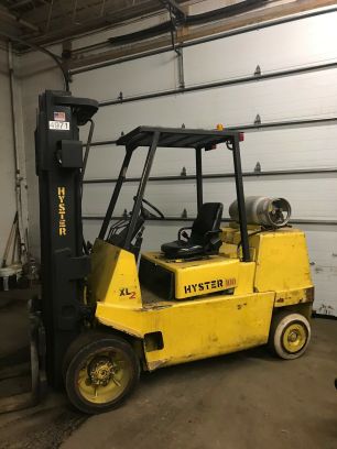 Photo of a 2000 Hyster S100XL