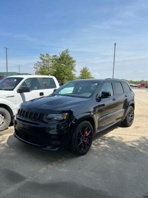 Photo of a 2020 Jeep GRAND CHEROKEE