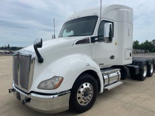 Photo of a 2021 Kenworth T680