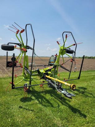 Photo of a 2022 Claas VOLTO 55TH