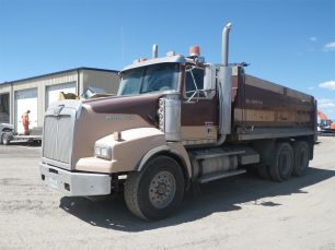 Photo of a 2006 Western Star 4900