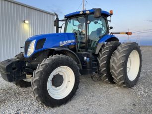 Photo of a 2013 New Holland T7.260
