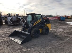 Photo of a 2022 New Holland L328