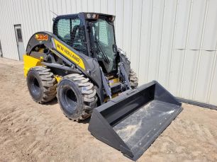 Photo of a 2022 New Holland L334