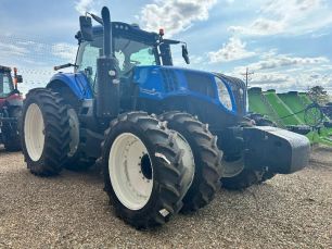 Photo of a 2022 New Holland T8.410