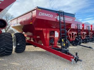 Photo of a 2023 Demco 850