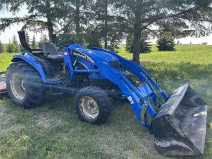 Photo of a 2005 New Holland TC45