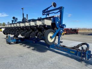 Photo of a 2014 Kinze 3600