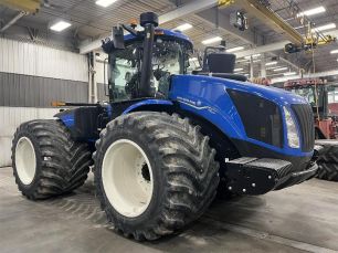 Photo of a 2023 New Holland T9.645
