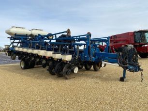 Photo of a 2008 Kinze 3800
