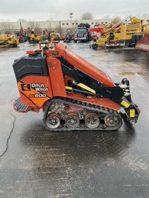 Photo of a 2018 Ditch Witch SK600