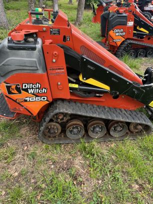 Photo of a 2021 Ditch Witch SK1050