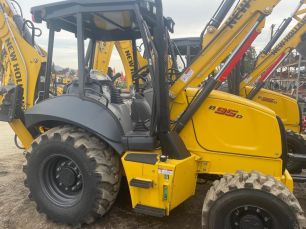 Photo of a 2022 New Holland B95D