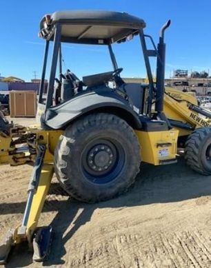 Photo of a 2019 New Holland B95C
