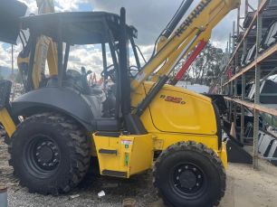 Photo of a 2023 New Holland B95D