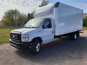 Photo of a 2018 Ford E450
