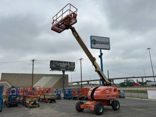 Photo of a 2013 JLG 400S