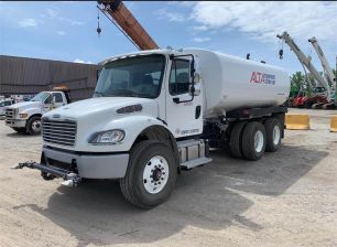 Photo of a 2019 Freightliner BUSINESS CLASS M2 106