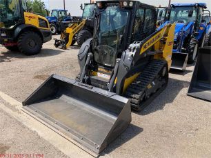 Photo of a 2022 New Holland C327
