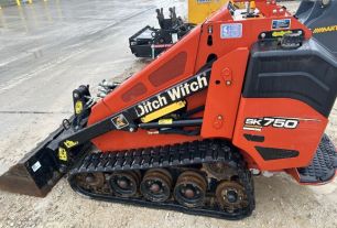 Photo of a 2015 Ditch Witch SK750