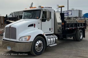 Photo of a 2013 Kenworth T370