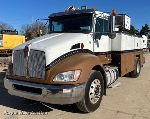 Photo of a 2017 Kenworth T370