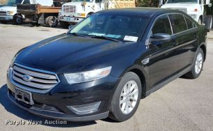 Photo of a 2013 Ford Taurus