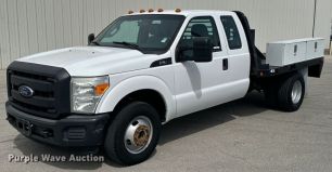 Photo of a 2015 Ford F350 Super Duty