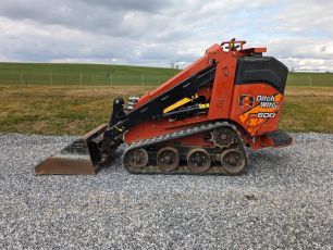 Photo of a 2017 Ditch Witch SK600