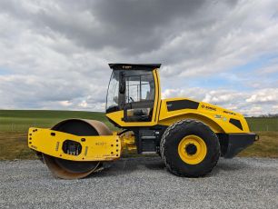 Photo of a 2018 Bomag BW211D-5