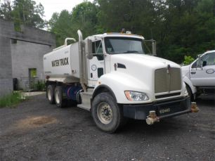 Photo of a 2012 Kenworth T440