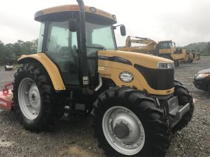 Photo of a 2013 Challenger MT465B