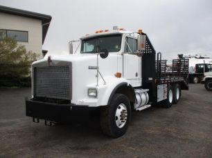Photo of a 2003 Kenworth T800
