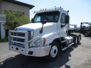 Photo of a 2015 Freightliner CASCADIA 125