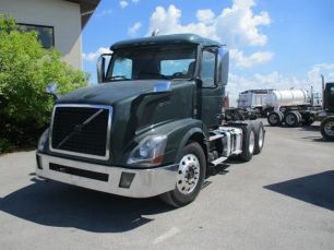 Photo of a 2013 Volvo VNL64T300