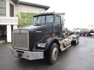 Photo of a 2011 Kenworth T800