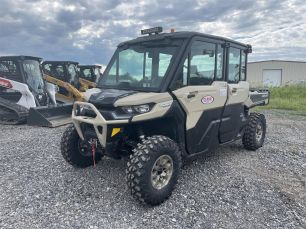 Photo of a 2023 Can Am DEFENDER HD10