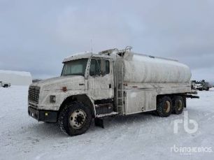Photo of a 1999 Freightliner FL106