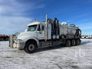 Photo of a 2005 Freightliner COLUMBIA 120