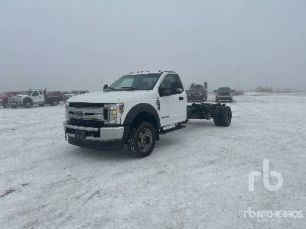 Photo of a 2019 Ford F-550