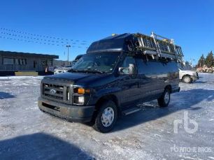 Photo of a 2014 Ford E-350