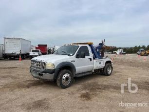 Photo of a 2007 Ford F-550