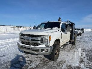 Photo of a 2017 Ford F-350
