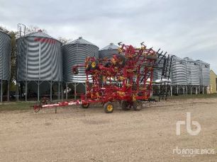 Photo of a 2020 Bourgault 8910