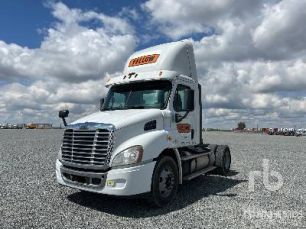Photo of a 2014 Freightliner CASCADIA 113