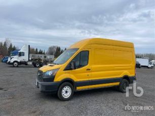 Photo of a 2018 Ford TRANSIT 250