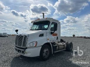 Photo of a 2014 Freightliner CASCADIA 113